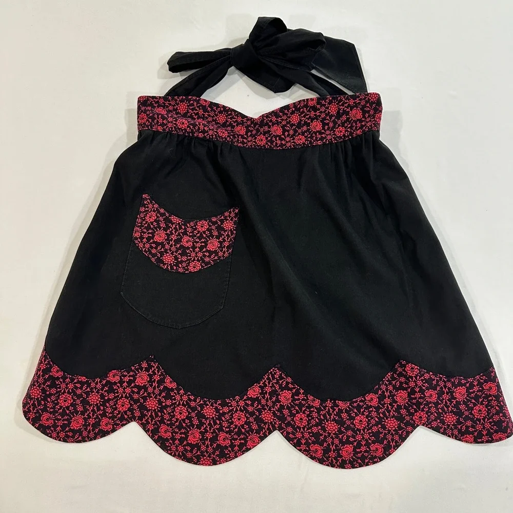 Vintage Handmade Half Apron Black Red Floral Scalloped Pocket Rockabilly Retro